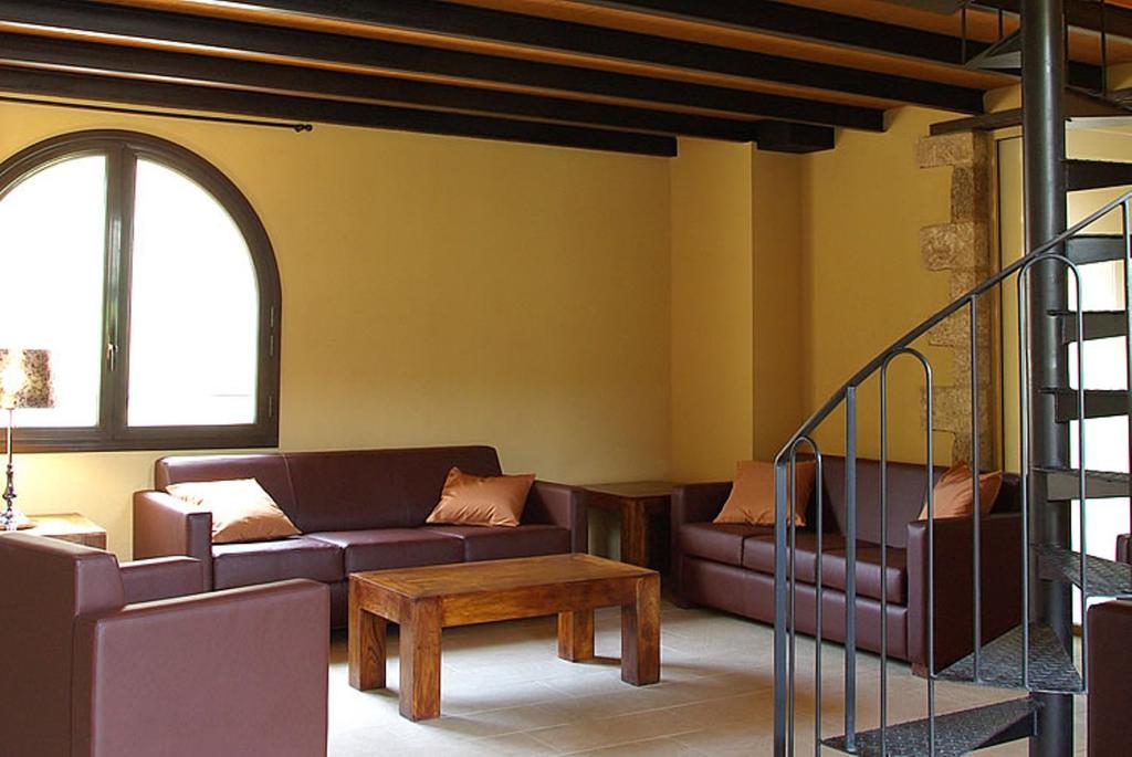 Ferienwohnung L'Arcada De Fares Sant Ferriol Exterior foto