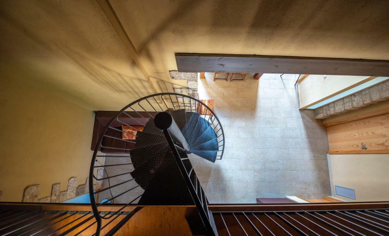 Ferienwohnung L'Arcada De Fares Sant Ferriol Exterior foto