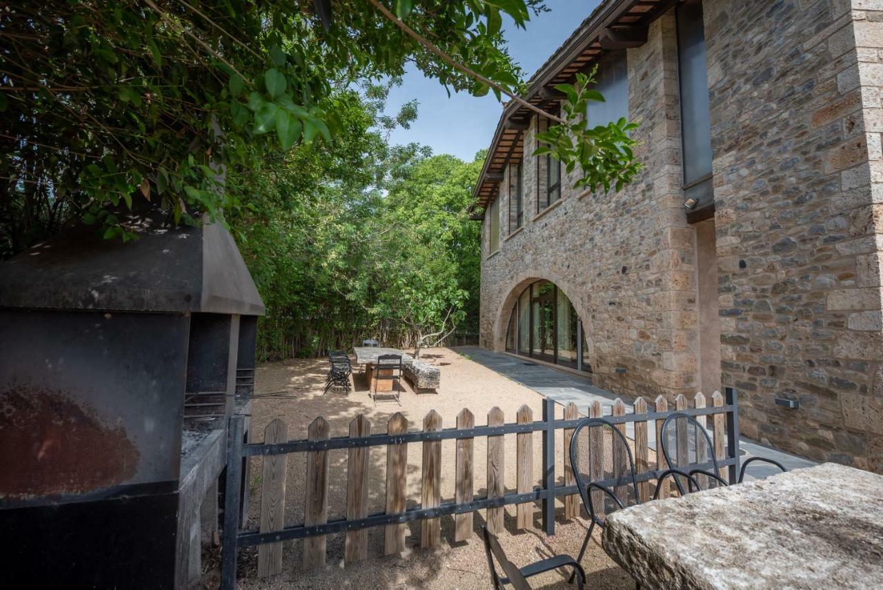Ferienwohnung L'Arcada De Fares Sant Ferriol Exterior foto